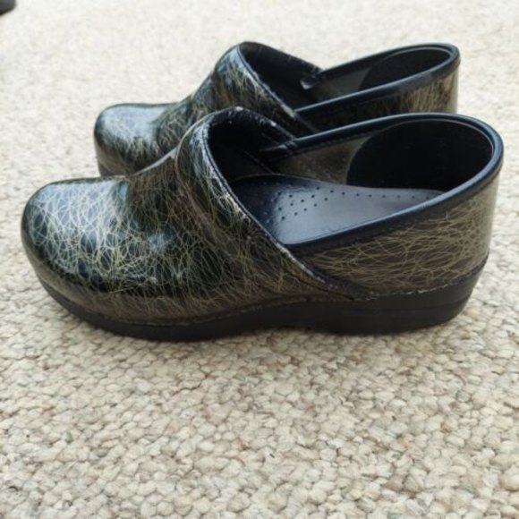 DANSKO professional Clogs 38 US 7 Patent Leather nurses shoes black green - Picture 4 of 12